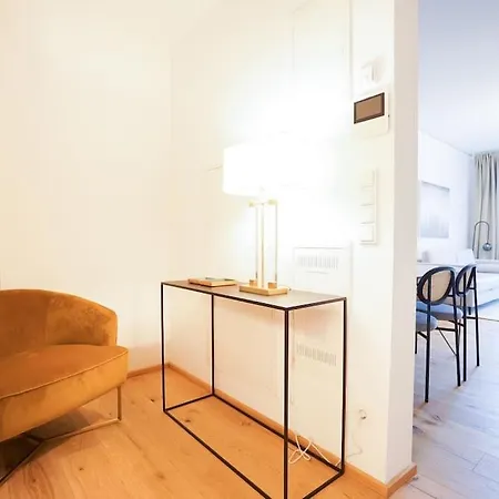 Executive Suite W/ Rooftop Pool Vienna Exterior photo