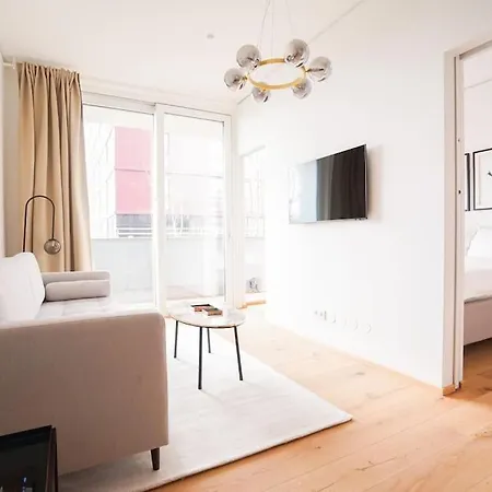 Executive Suite W/ Rooftop Pool Vienna Exterior photo
