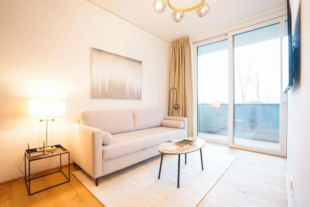 Executive W/ Rooftop Pool Apartment Vienna